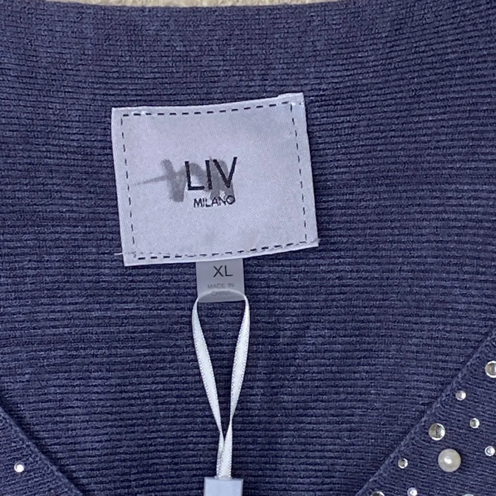 NWT Liv Milano V-neck Sweater Embellished with Rhinestones & Pearls Size XL - Picture 6 of 10